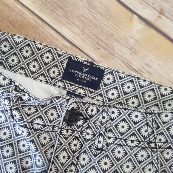 💜 American Eagle Shorties - Picture 2 of 3